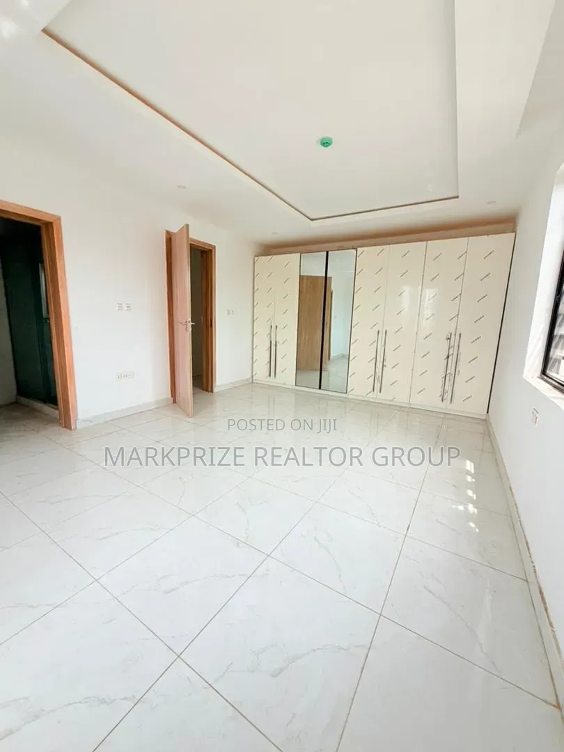 Furnished 4bdrm Duplex in Ikeja Gra Lagos for sale in Ikeja GRA