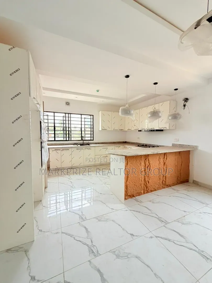 Furnished 4bdrm Duplex in Ikeja Gra Lagos for sale in Ikeja GRA