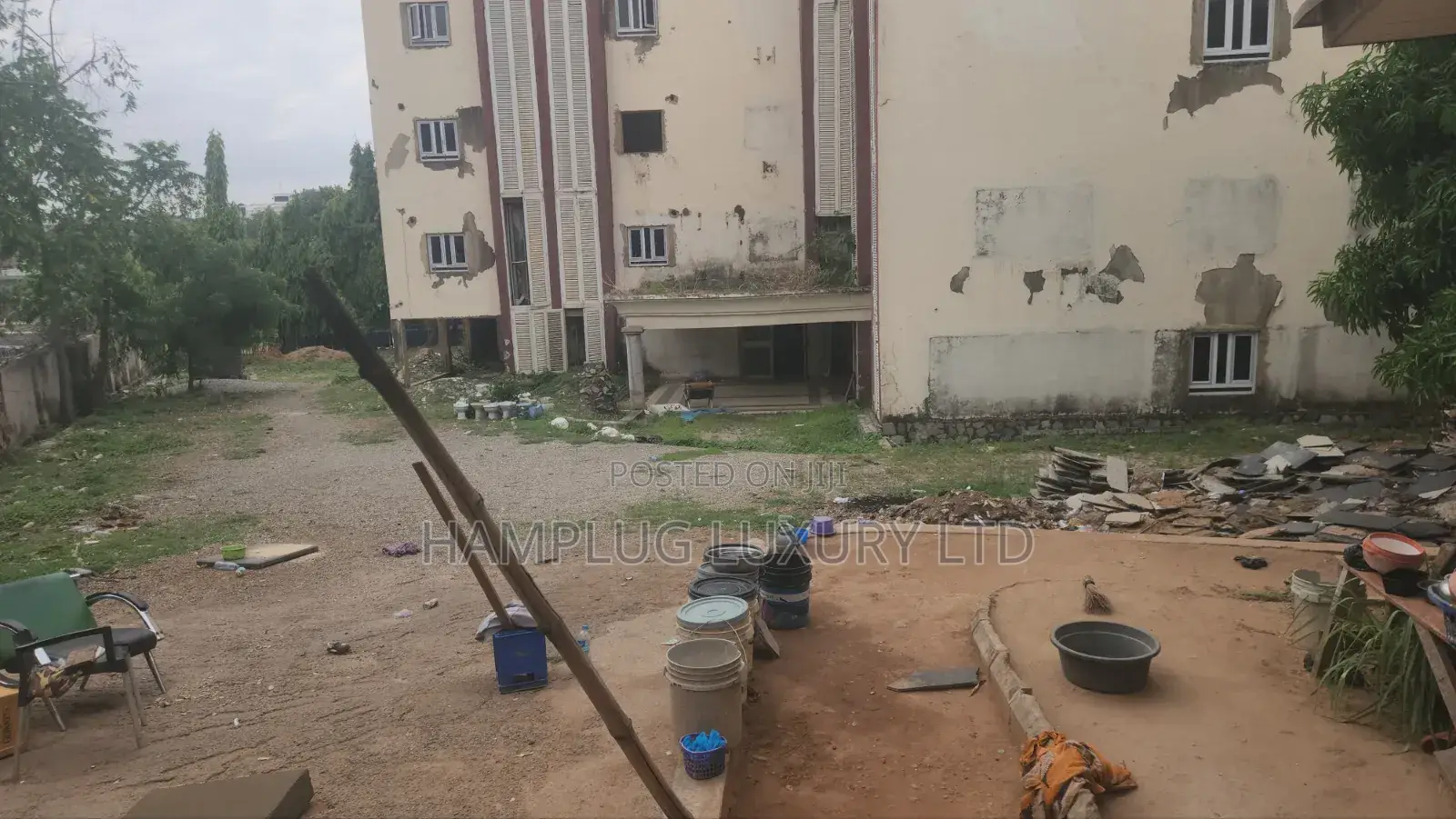 47 Rooms Hotel Zone 4 in Zone 5 / Wuse