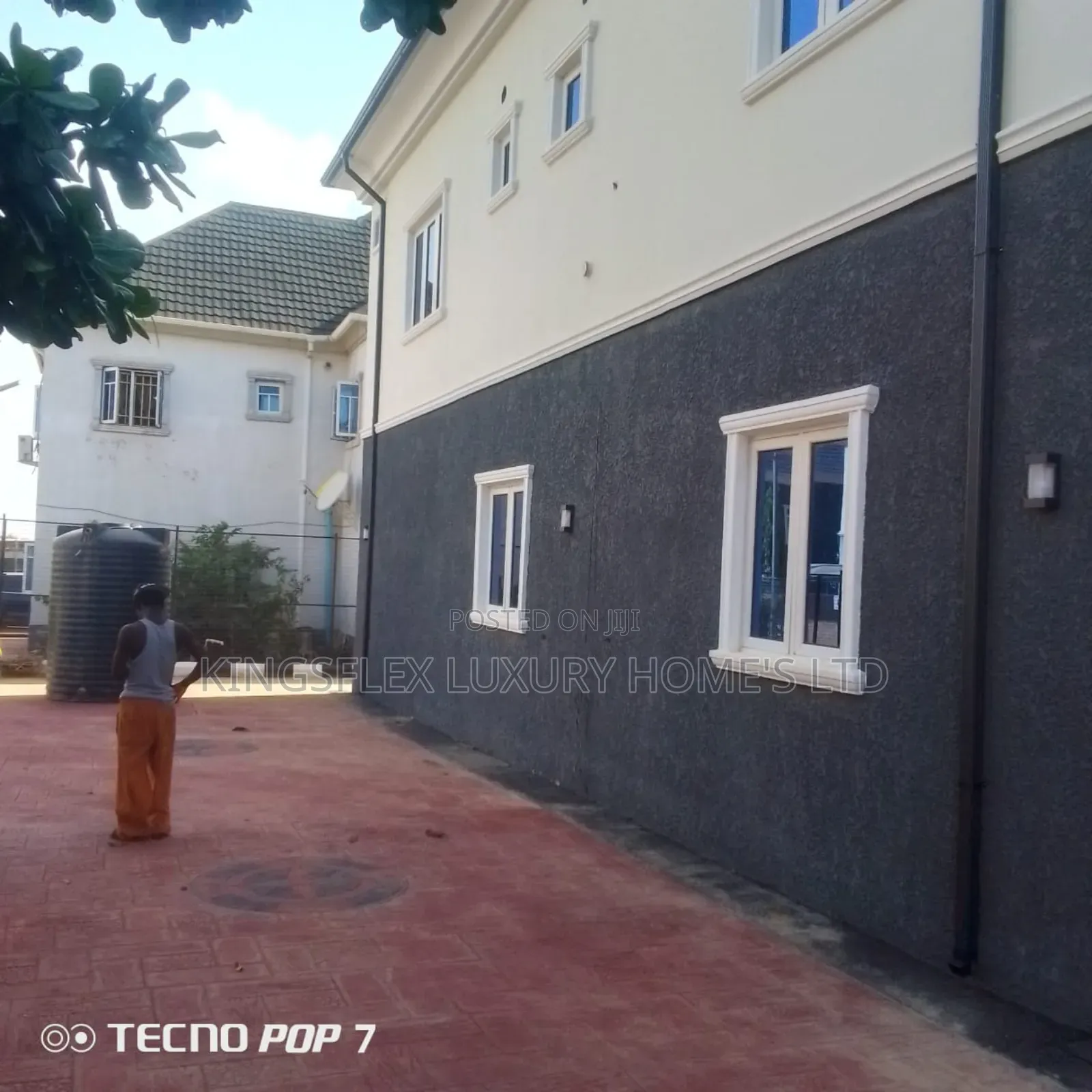 4bdrm Duplex in Estate, Dawaki for sale in Dawaki
