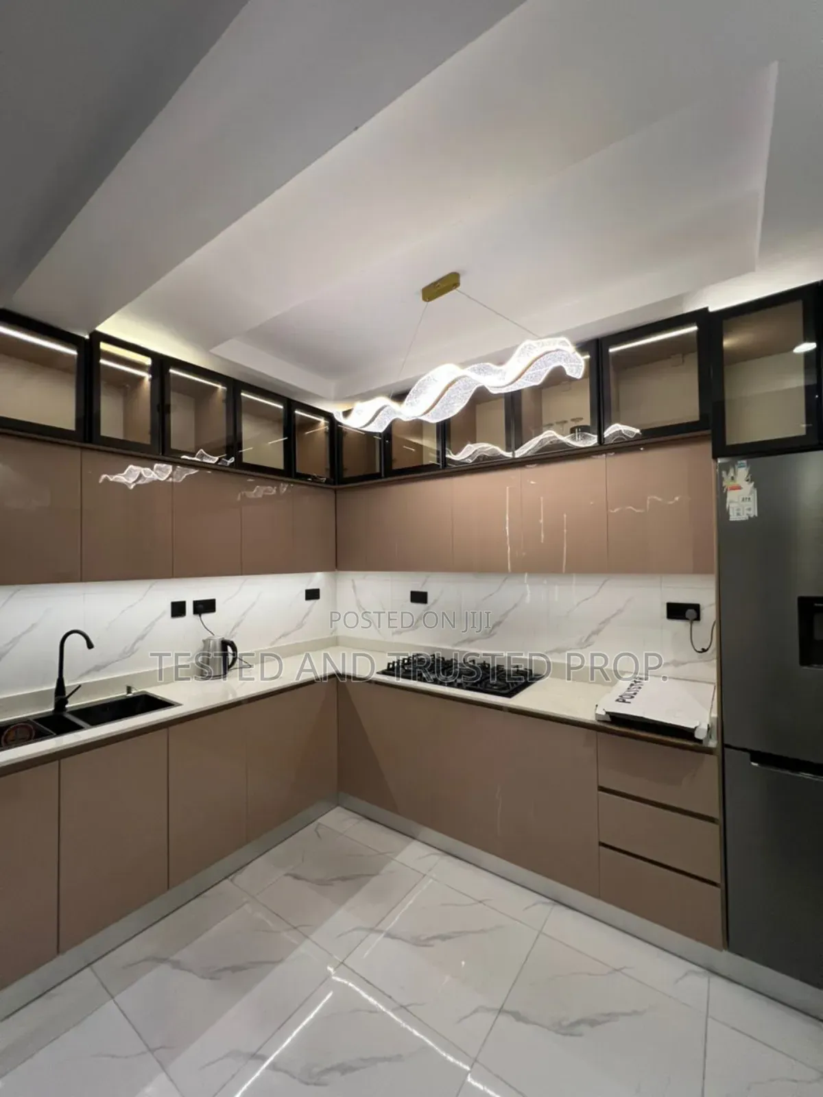 Furnished 2bdrm Apartment in Vi, Akin Adesola for rent in Akin Adesola