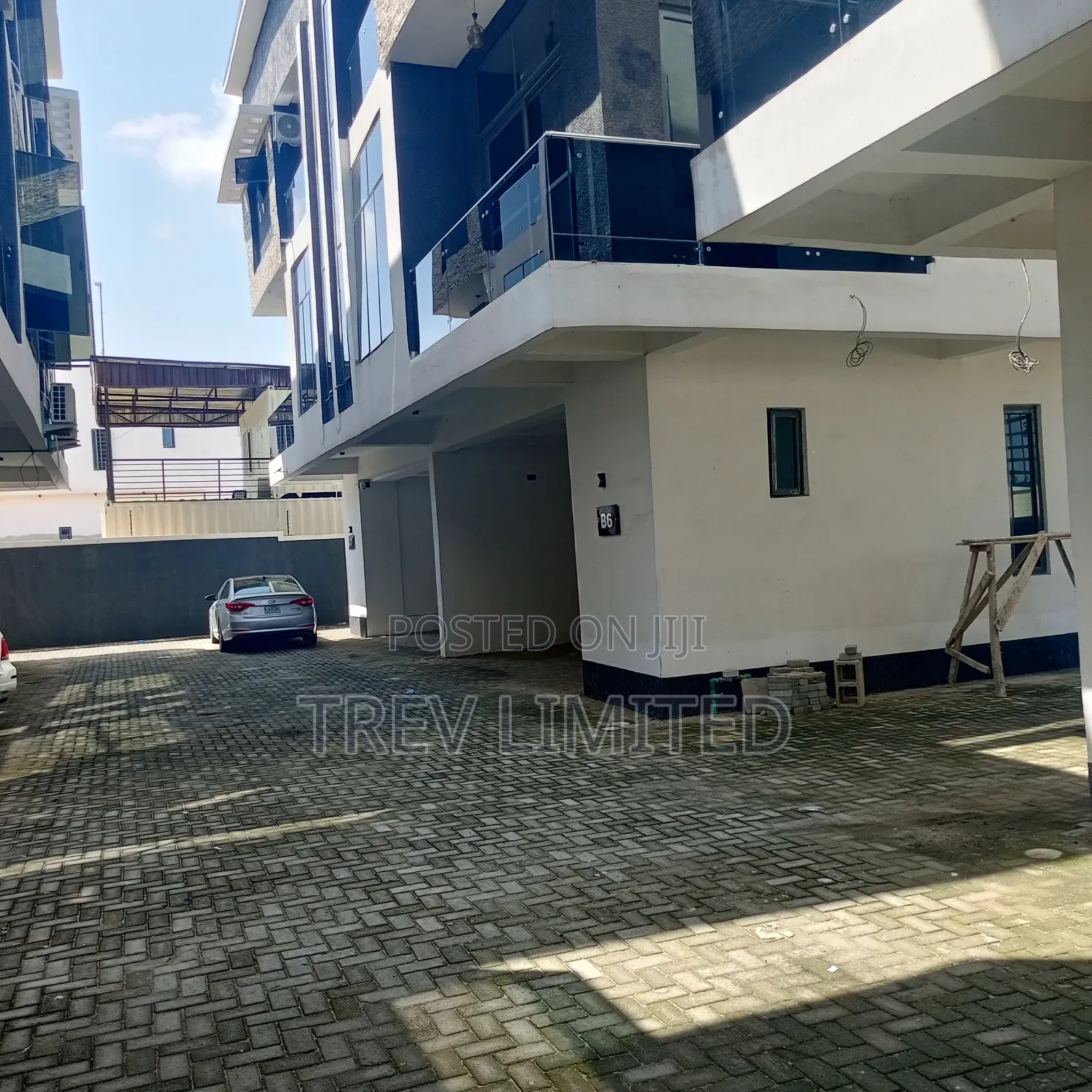 5bdrm Duplex in General Paint, Olokonla for rent in Olokonla
