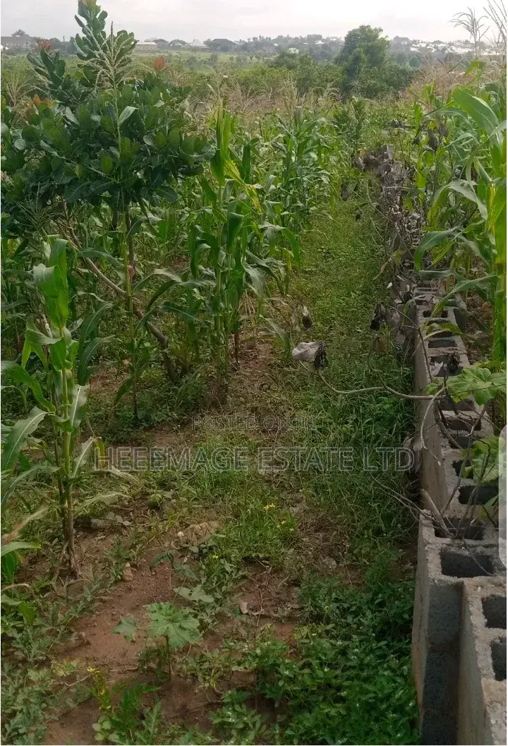 812sqm Serial Plot A B in Kuje