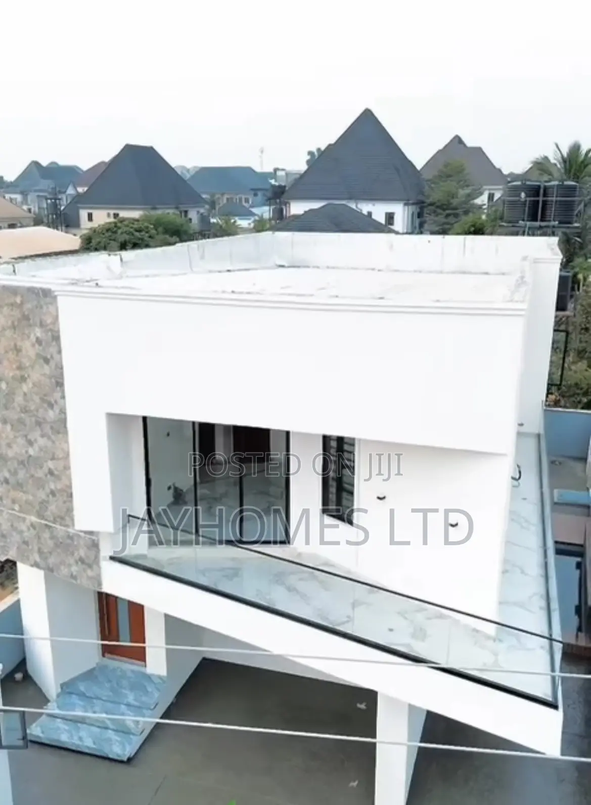 4 Bedroom Super Luxury Home With Swimming Pool for Sale in Asaba in Oshimili South