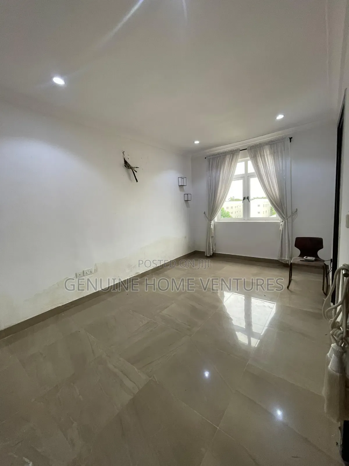 Mini Flat in Chevy View, Chevron for rent in Chevron