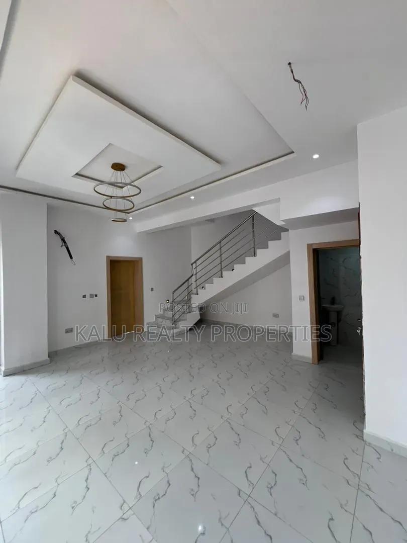 2bdrm Apartment in Ikate for rent in Ikate