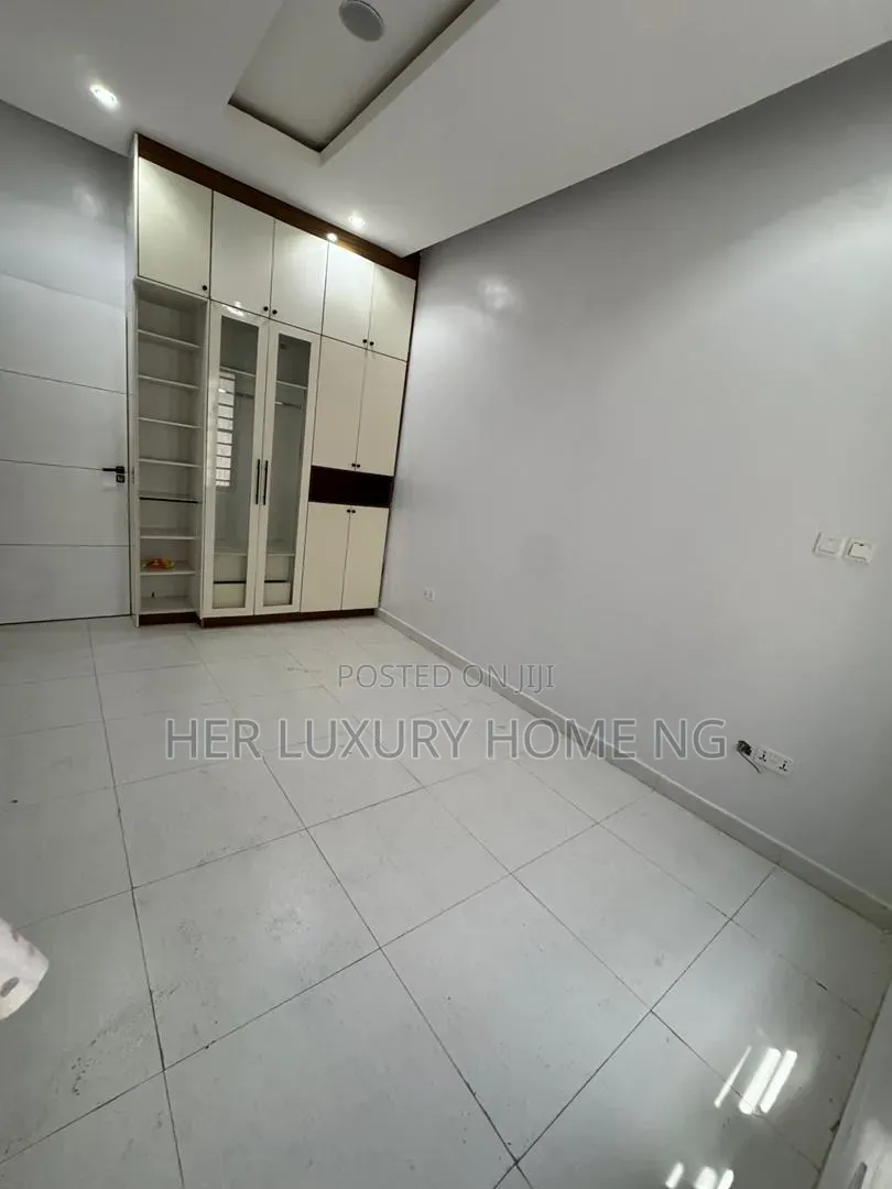 1bdrm Shared Apartment in Royal Pine, Lekki Expressway for rent in Lekki Expressway