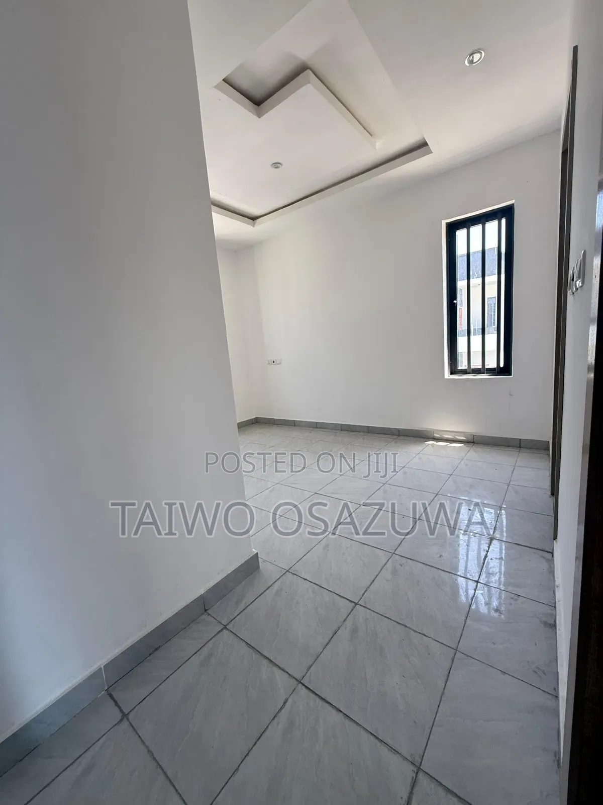 4bdrm Townhouse/Terrace in Ologolo for sale in Ologolo