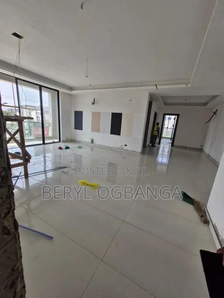 2bdrm Apartment in Ikate for sale in Ikate