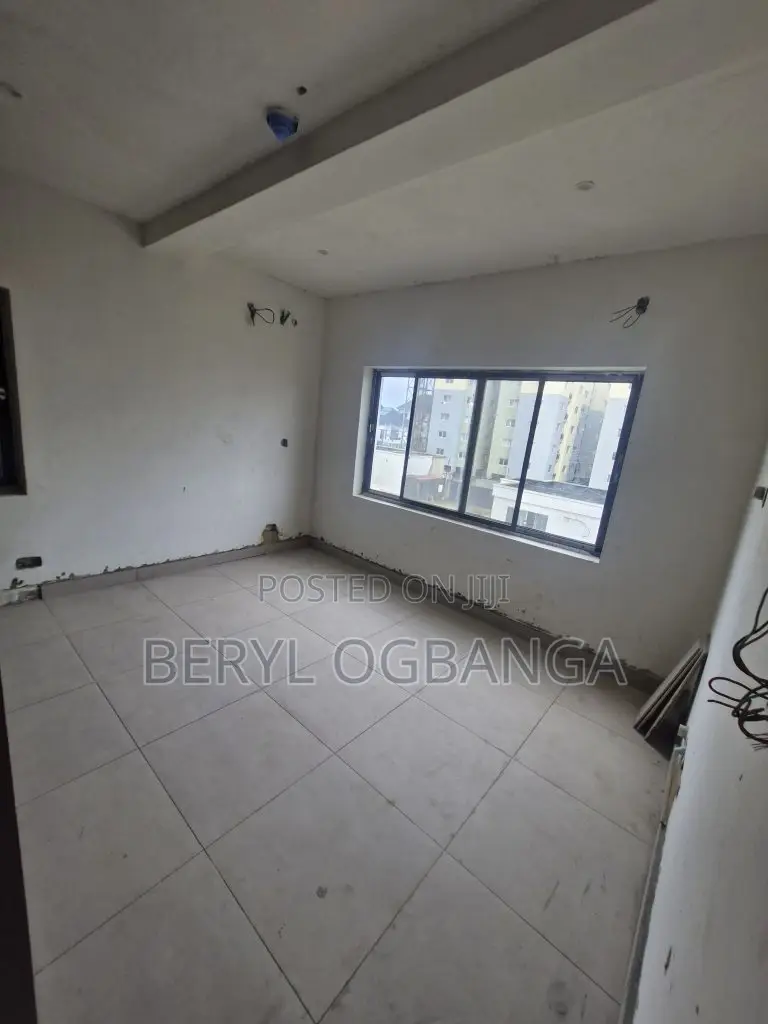 2bdrm Apartment in Lekki Phase 1 for sale in Lekki Phase 1