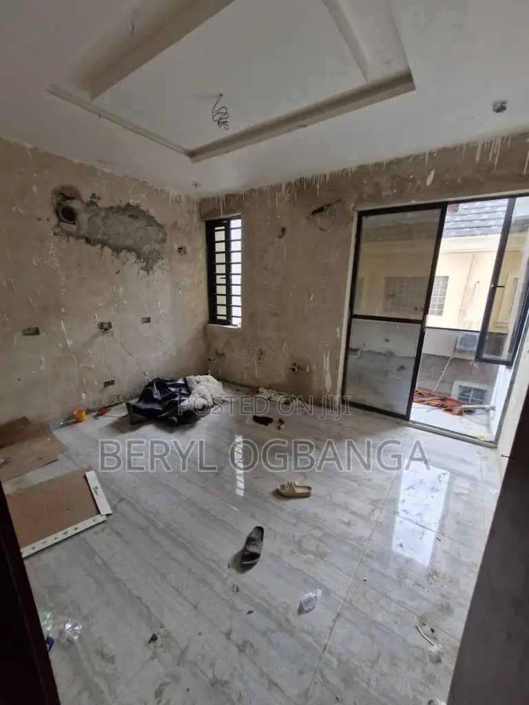 2bdrm Apartment in Ikate for sale in Ikate