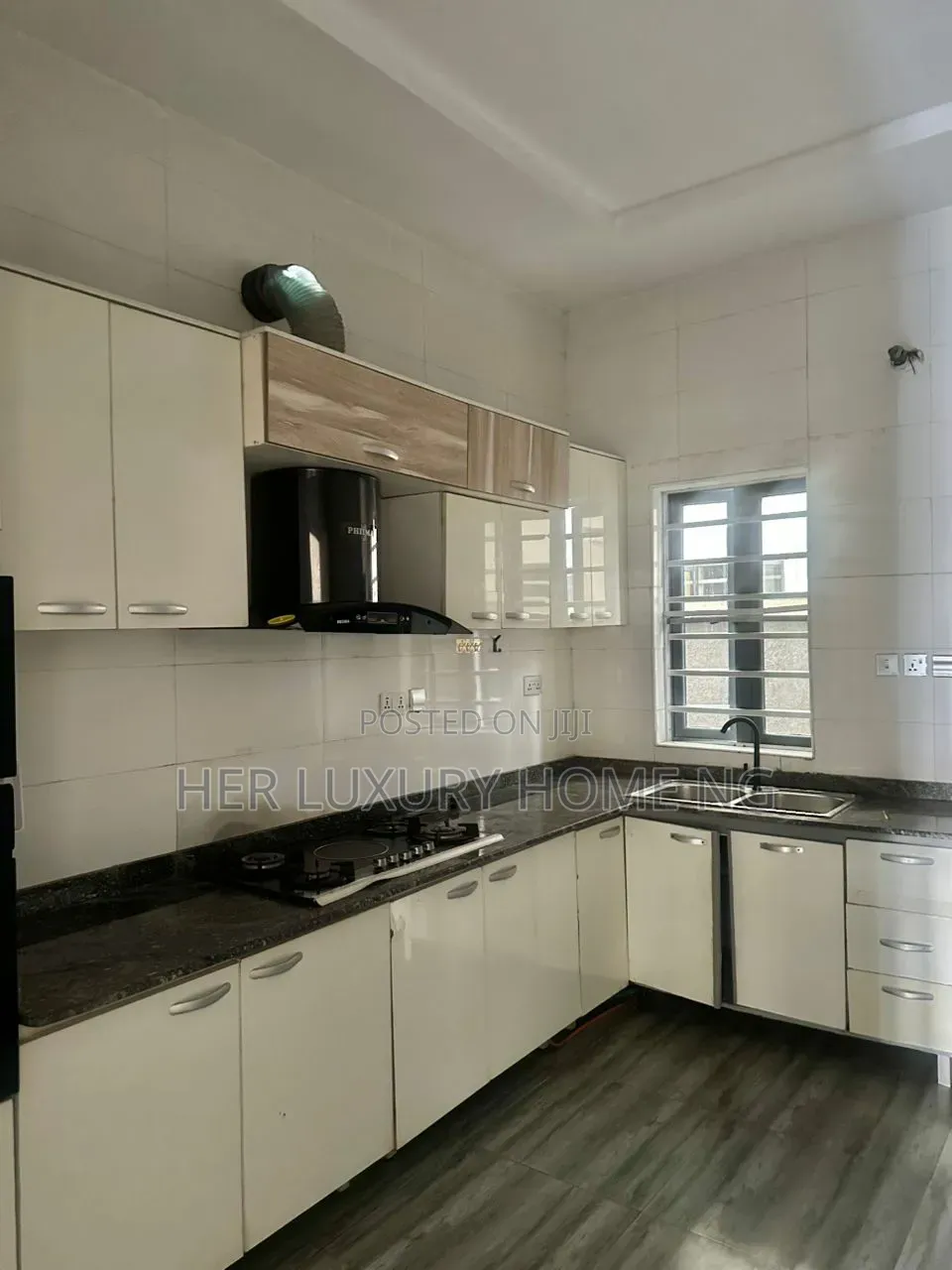 1bdrm Apartment in Royal Pine Gate 1, Lekki Expressway for rent in Lekki Expressway