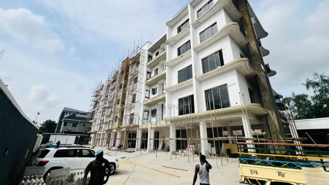 3bdrm Apartment in Ikeja Gra for sale in Ikeja GRA