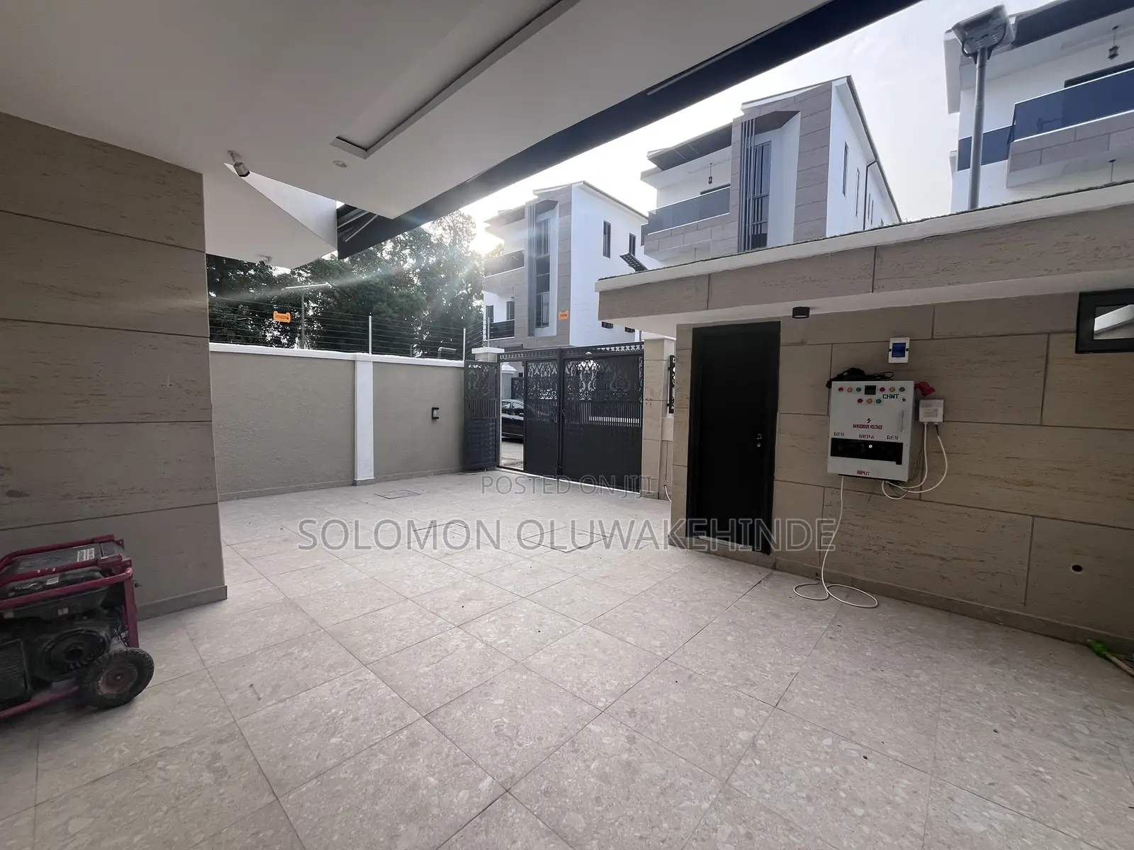 5bdrm Duplex in Ikeja Gra for sale in Ikeja GRA