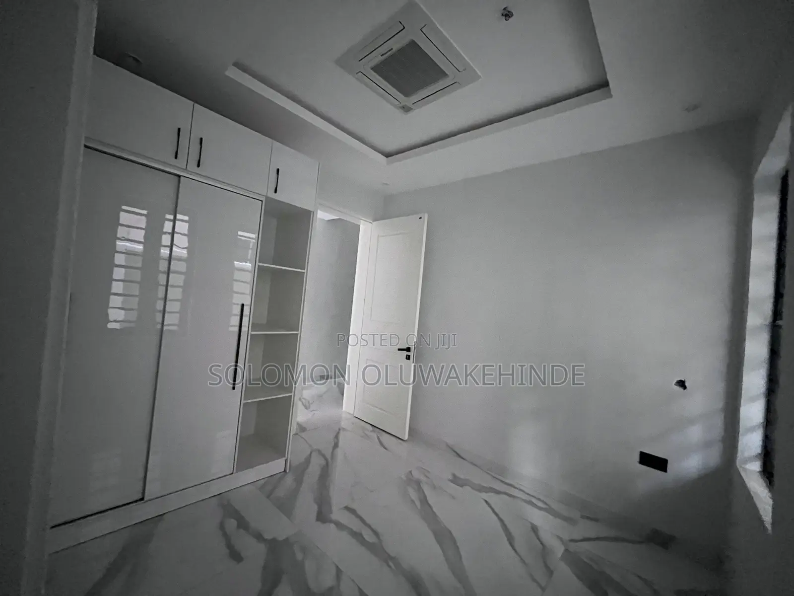 5bdrm Duplex in Ikeja Gra for sale in Ikeja GRA