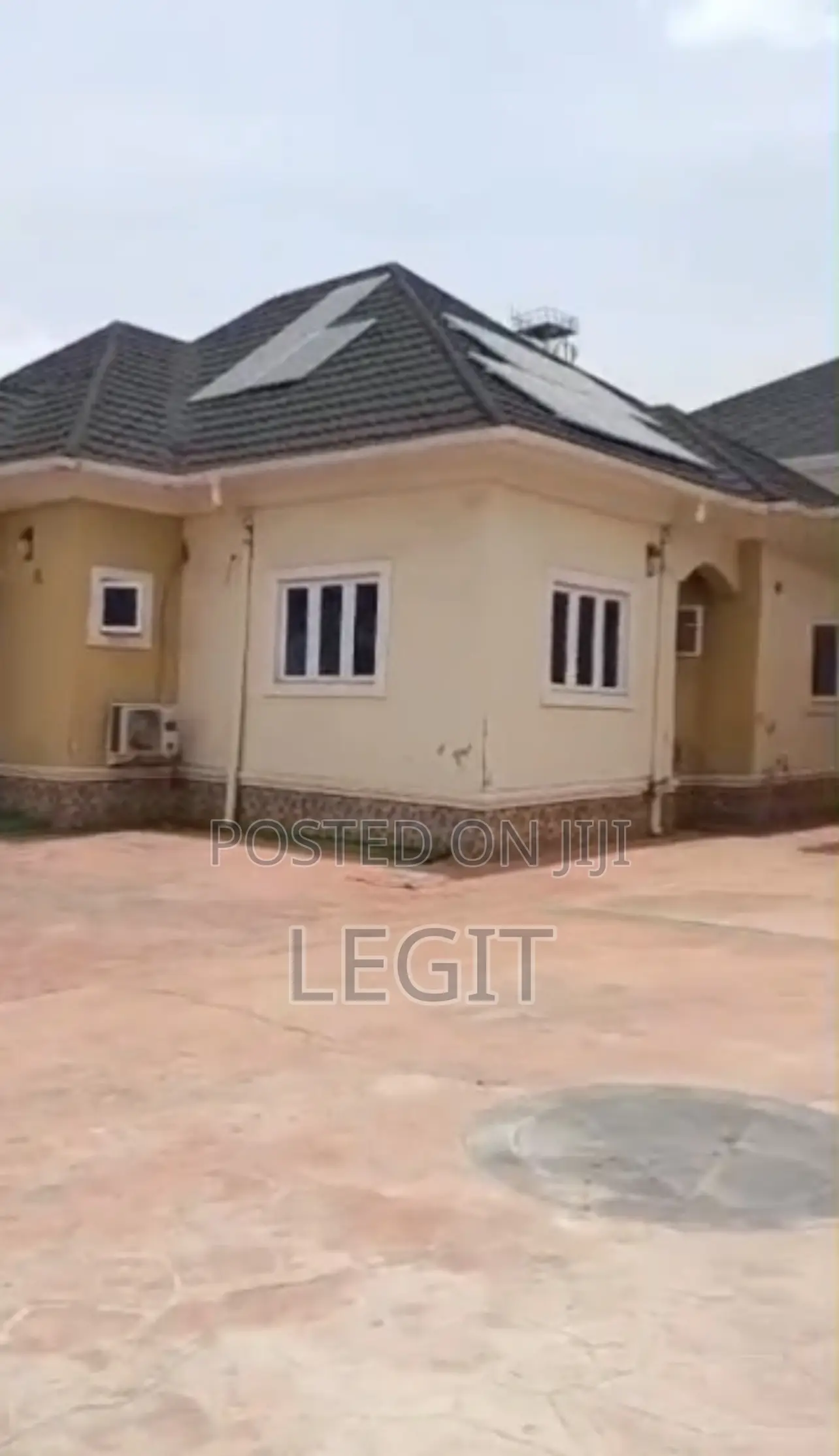 3bdrm Bungalow in Lugbe District for sale in Lugbe District