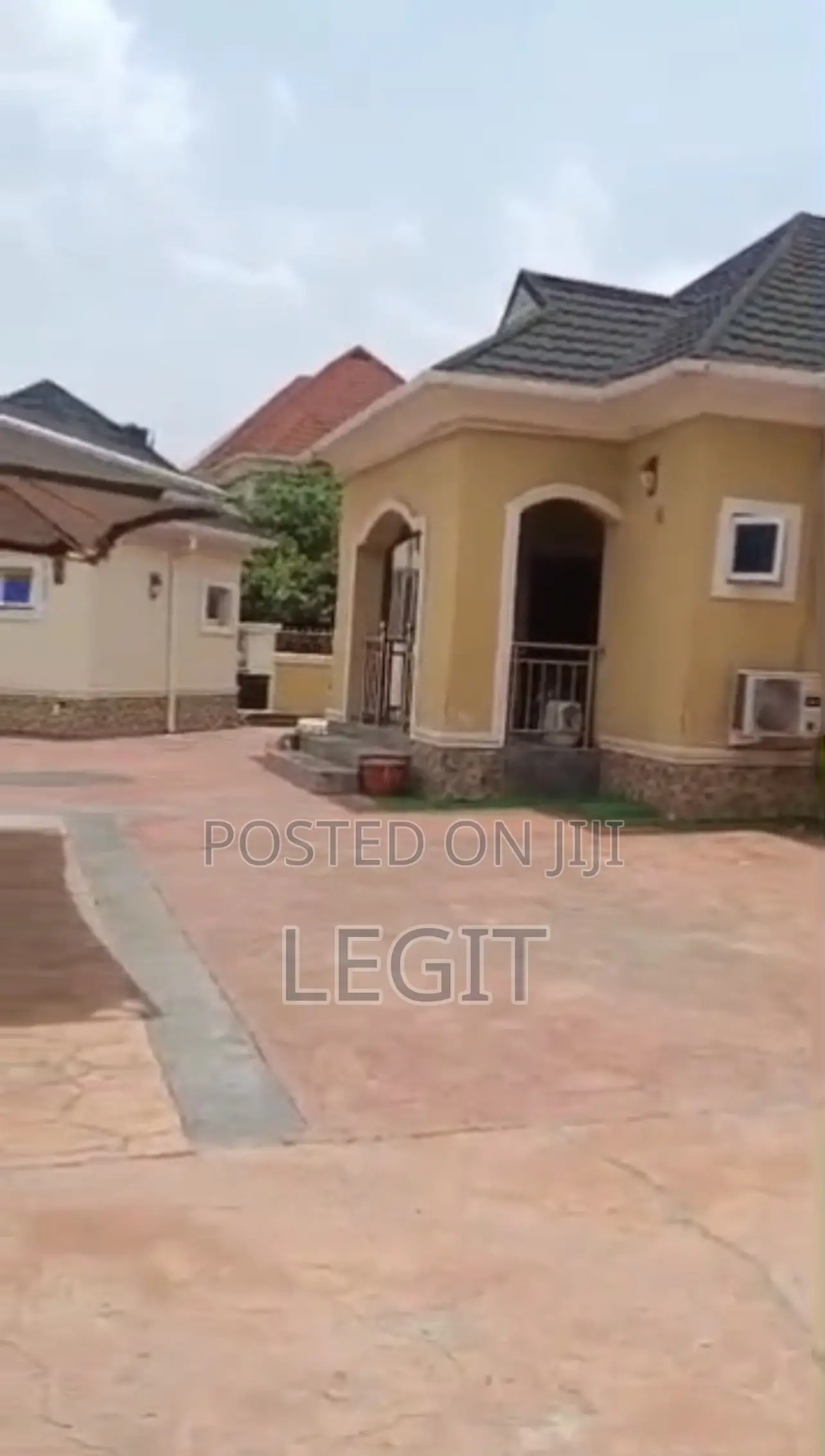 3bdrm Bungalow in Lugbe District for sale in Lugbe District