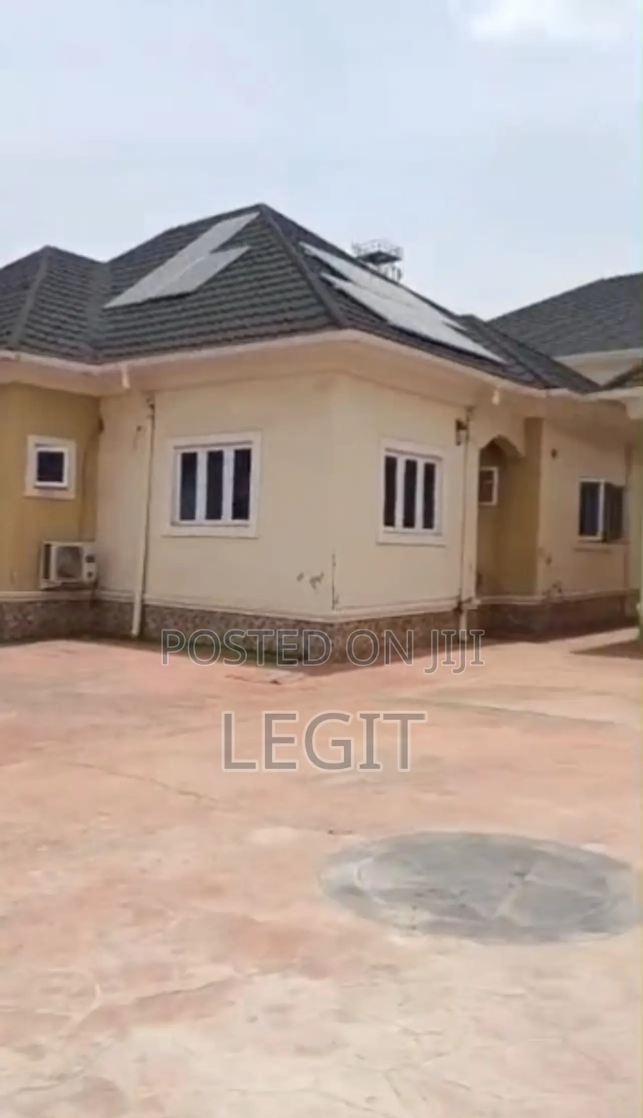 3bdrm Bungalow in Lugbe District for sale in Lugbe District