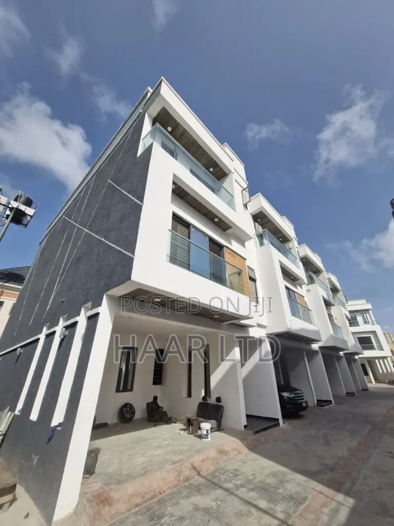 4bdrm Duplex in Ikate for sale in Ikate