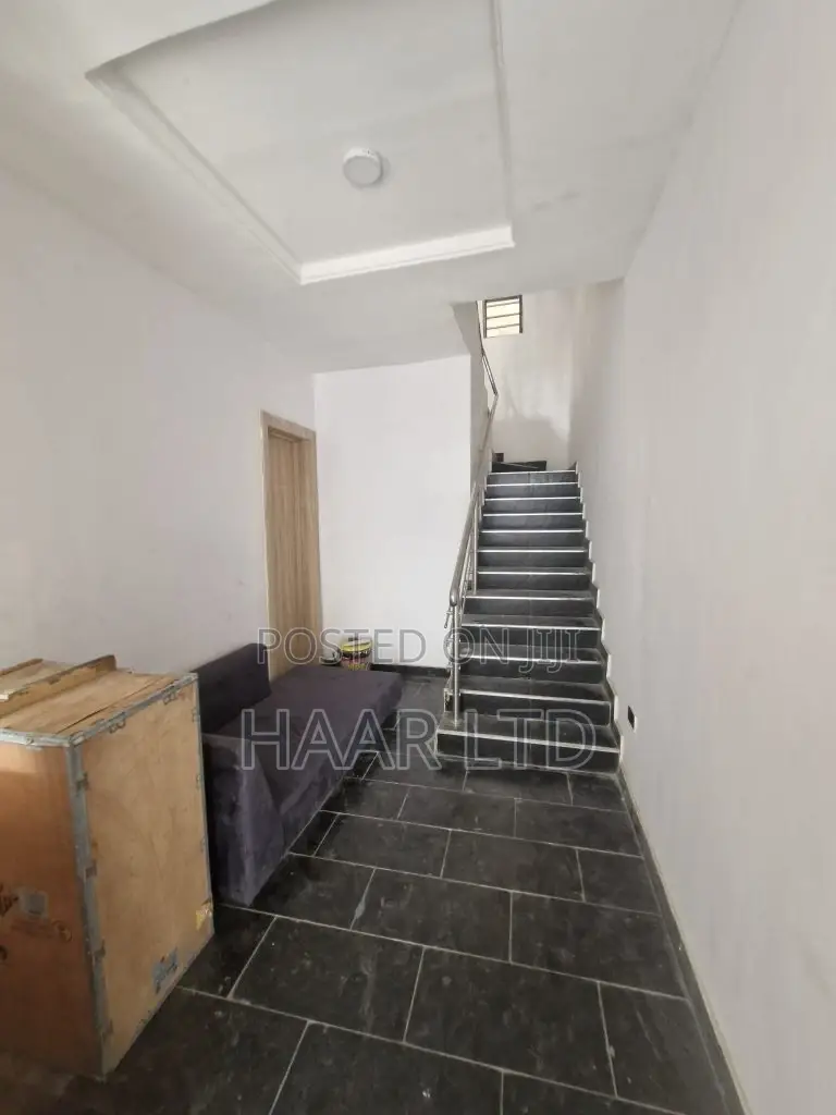 4bdrm Duplex in Ikate for sale in Ikate