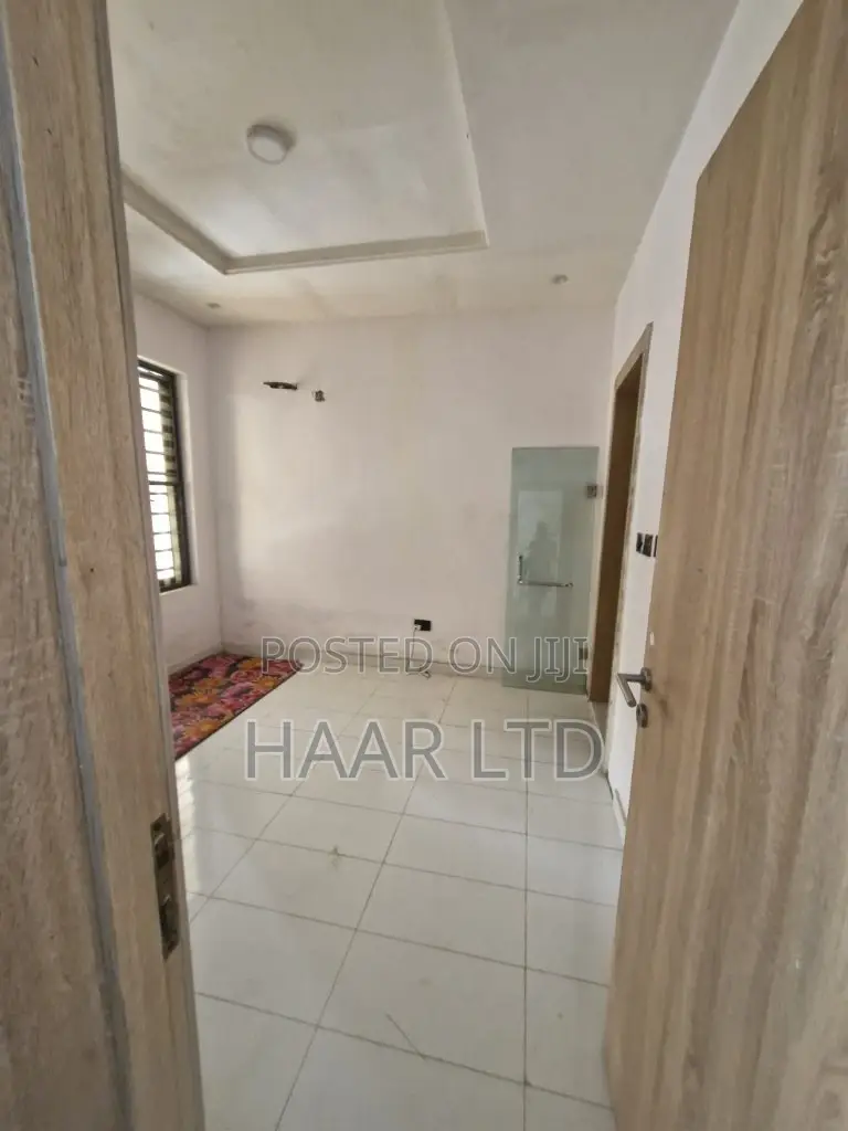 4bdrm Duplex in Ikate for sale in Ikate