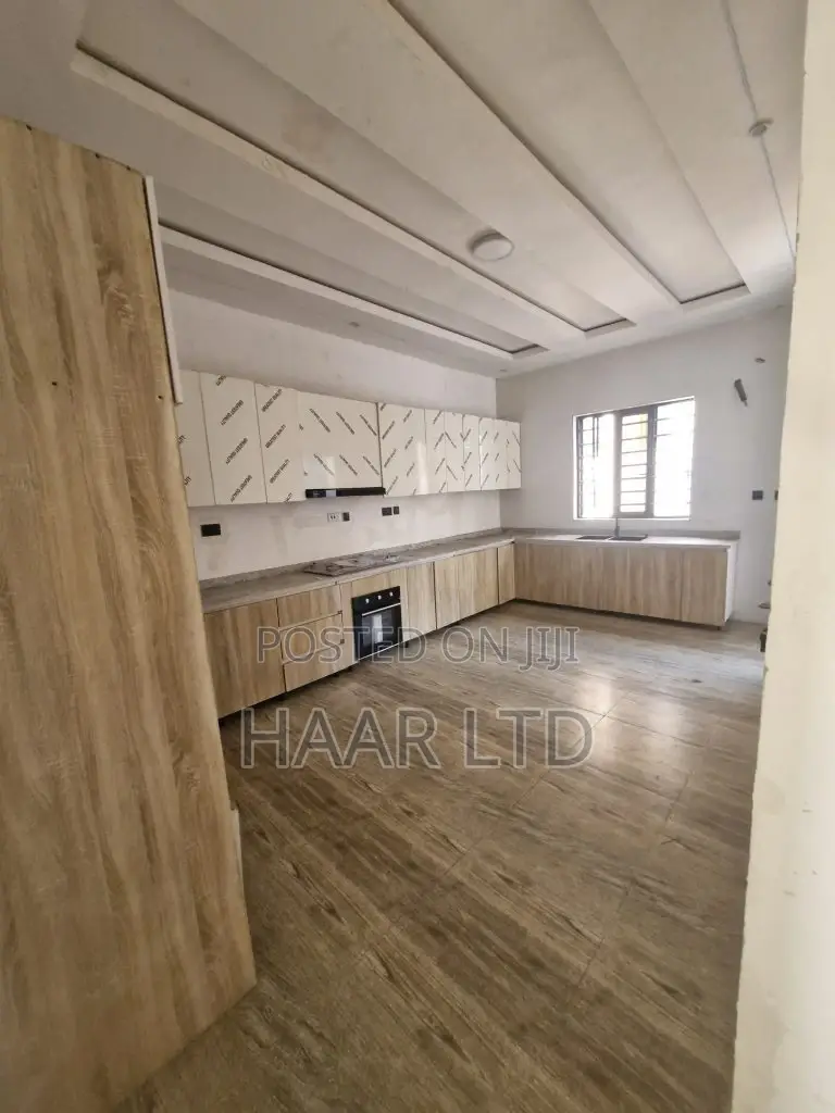 4bdrm Duplex in Ikate for sale in Ikate