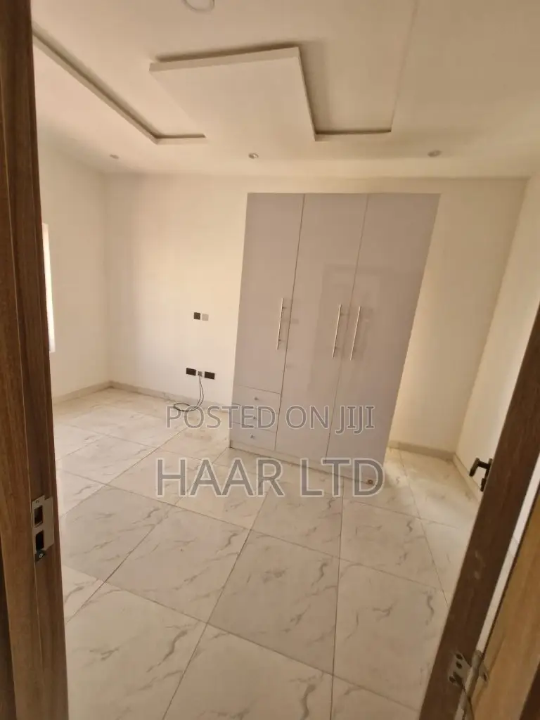2bdrm Apartment in Lekki Phase 1 for sale in Lekki Phase 1