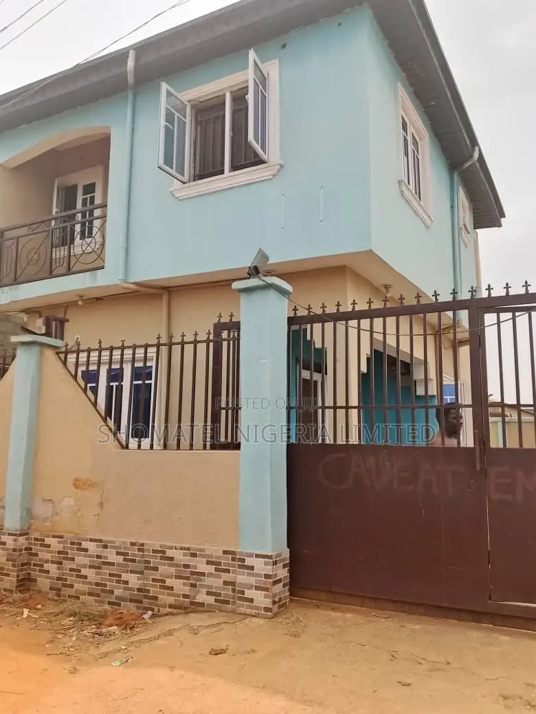 Furnished 3bdrm Duplex in Alagbado Lagos for sale in Alagbado