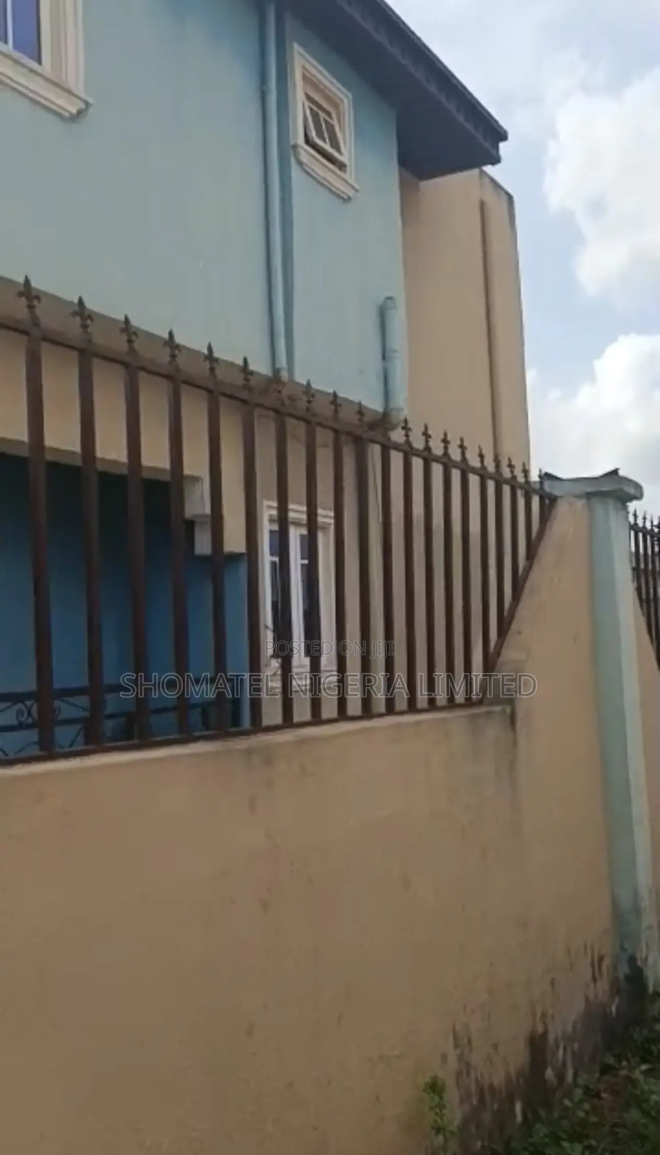 Furnished 3bdrm Duplex in Alagbado Lagos for sale in Alagbado