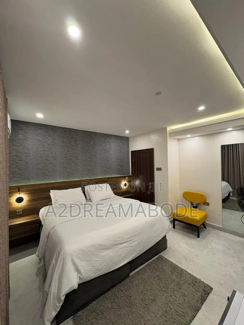 Furnished 3bdrm Apartment in Off Toyin for rent in Toyin Street