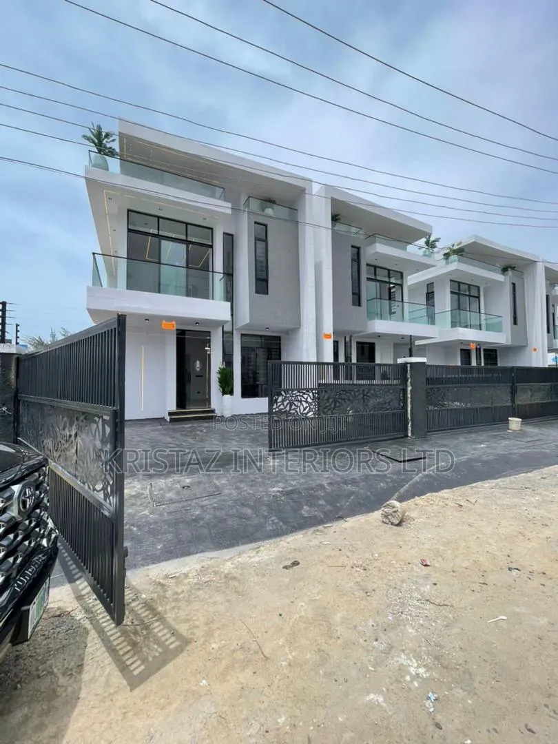 4bdrm Duplex in Lekki Phase 2 for sale in Lekki Phase 2