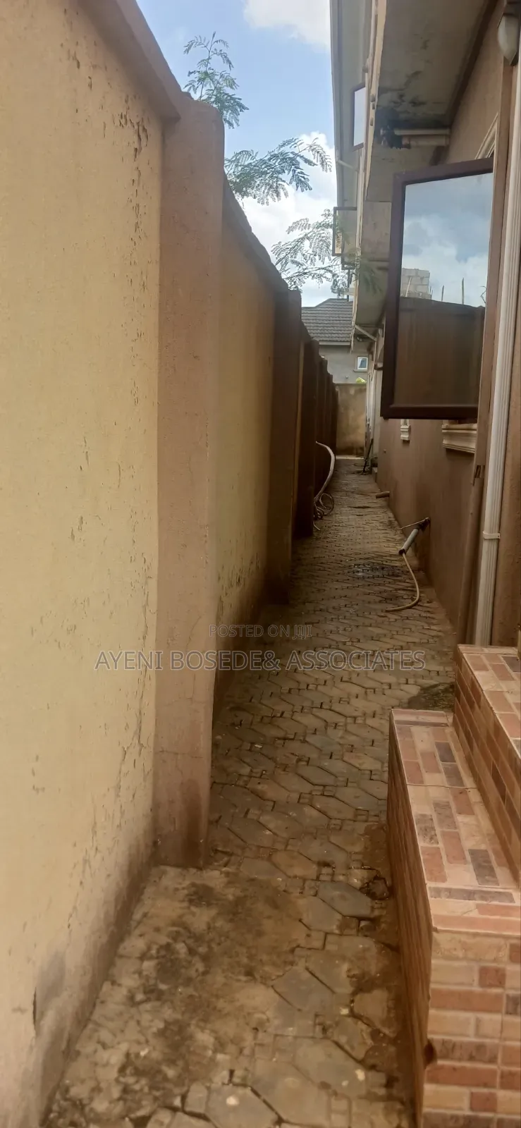 Furnished 1bdrm Block of Flats in Bankole Estate, Obafemi-Owode in Obafemi-Owode