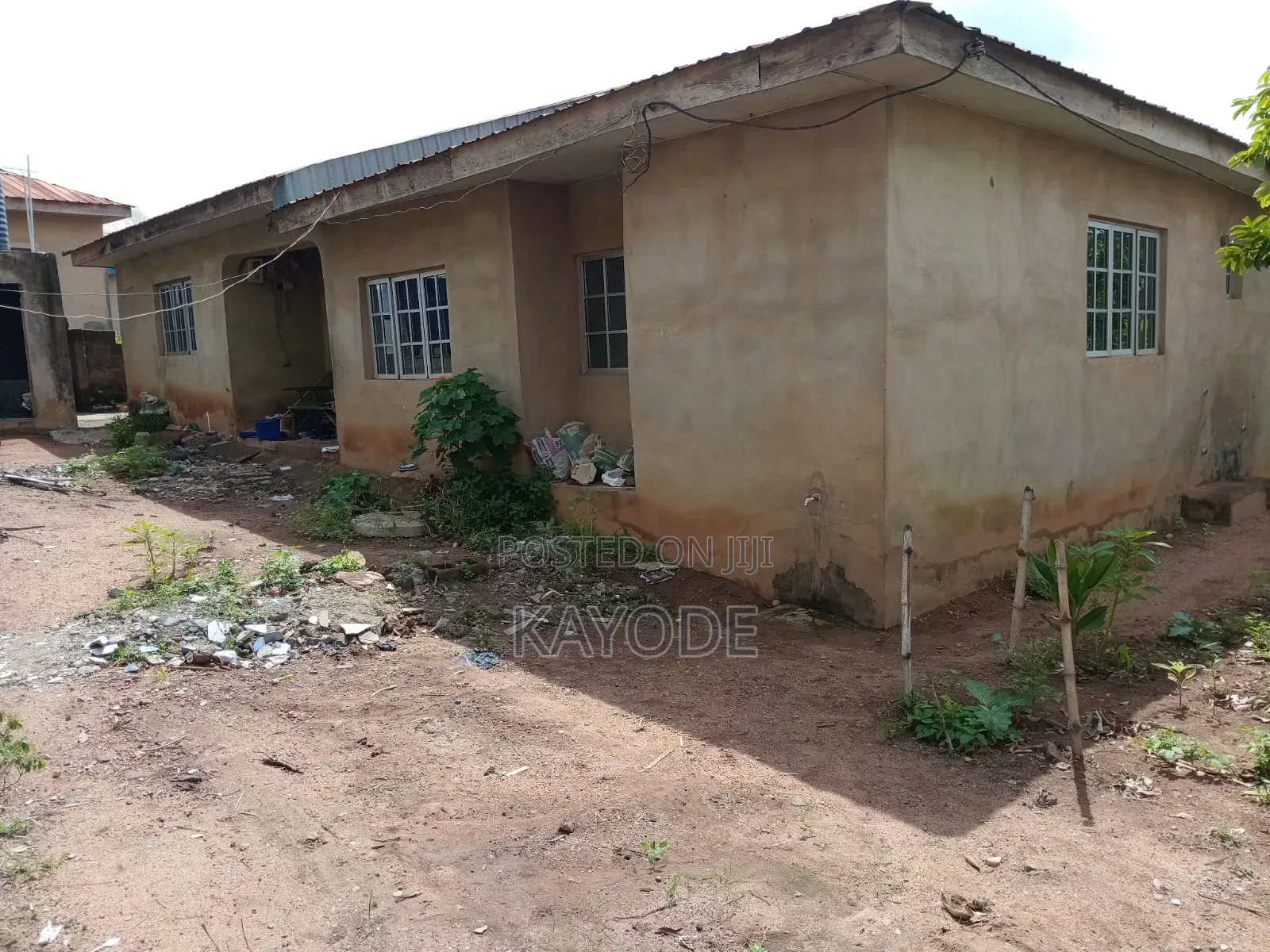 3bdrm Bungalow in Behind Kemta Housing, Abeokuta South for sale in Abeokuta South
