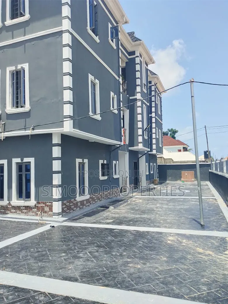 2bdrm Block of Flats in Igando Oloja, Ibeju for rent in Ibeju