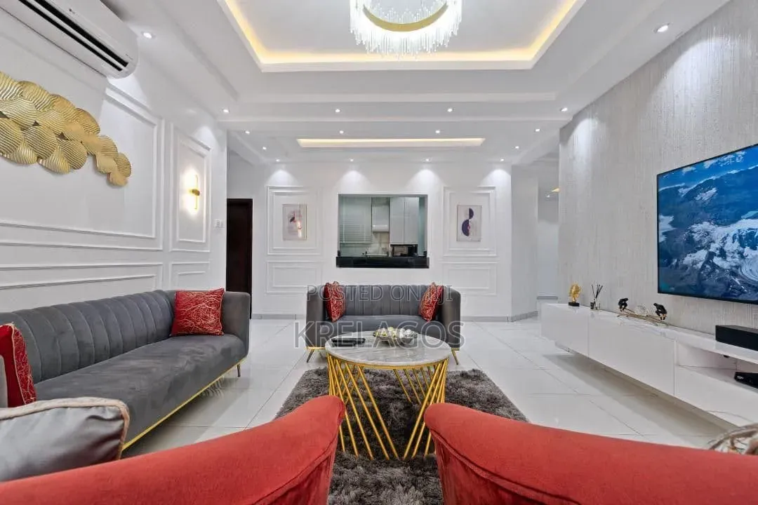 Furnished 3bdrm Apartment in Cardogan Estate, Osapa london for rent in Osapa london