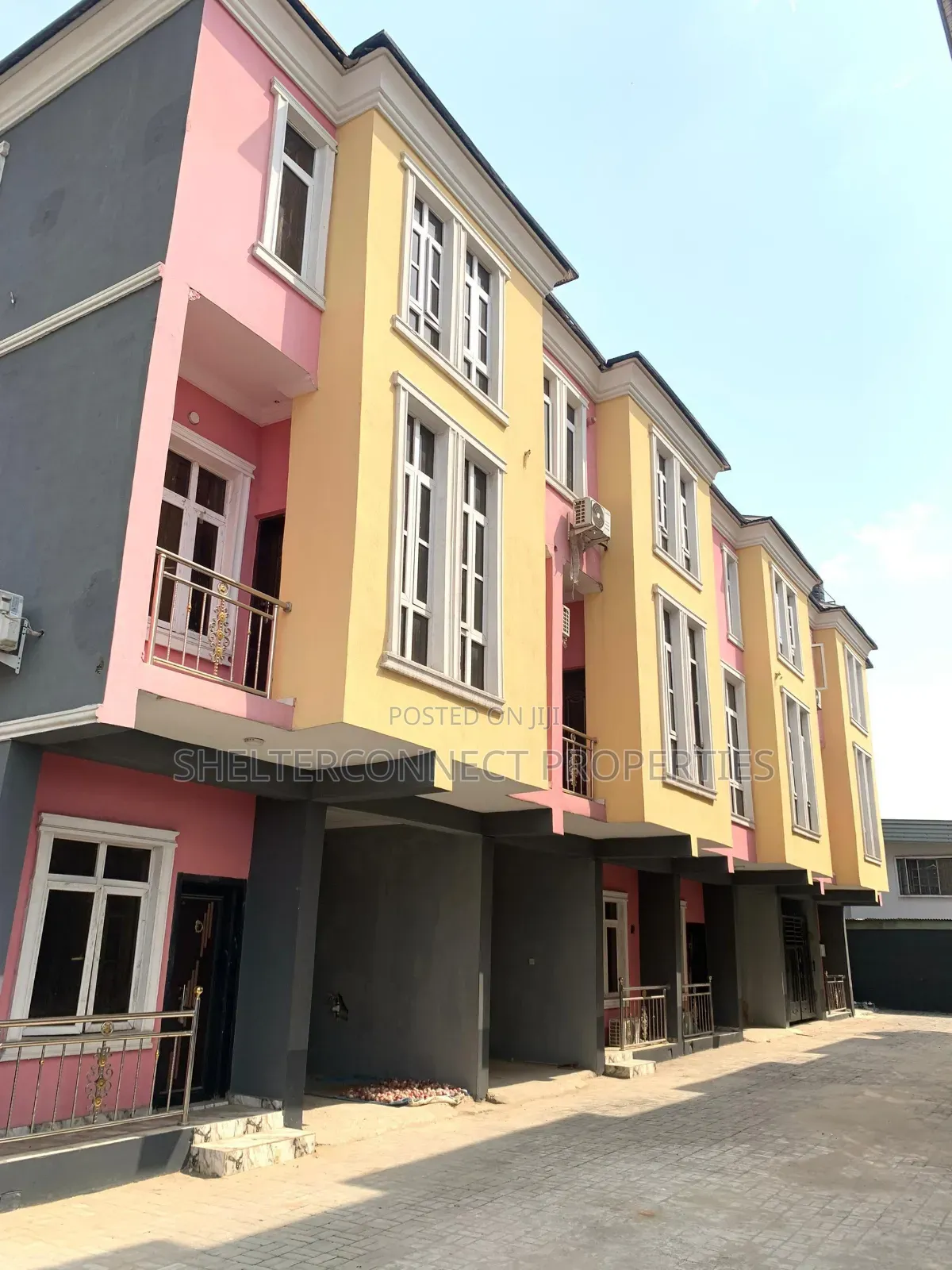 4bdrm Duplex in Sabo / Yaba for sale in Sabo / Yaba