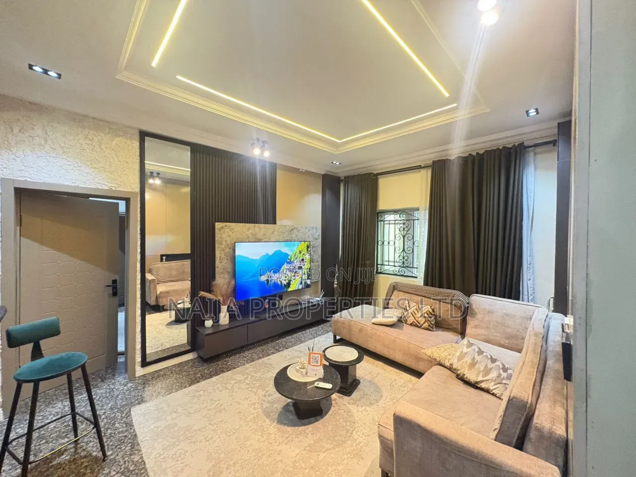 Mini Flat in Off Admiralty Rd, Lekki Phase 1 for rent in Lekki Phase 1
