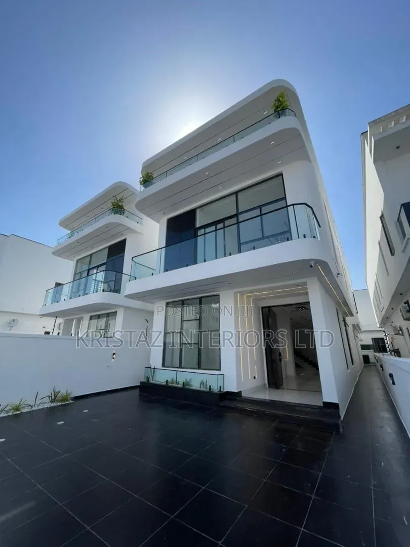 5bdrm Duplex in Lekki Phase 2 for sale in Lekki Phase 2