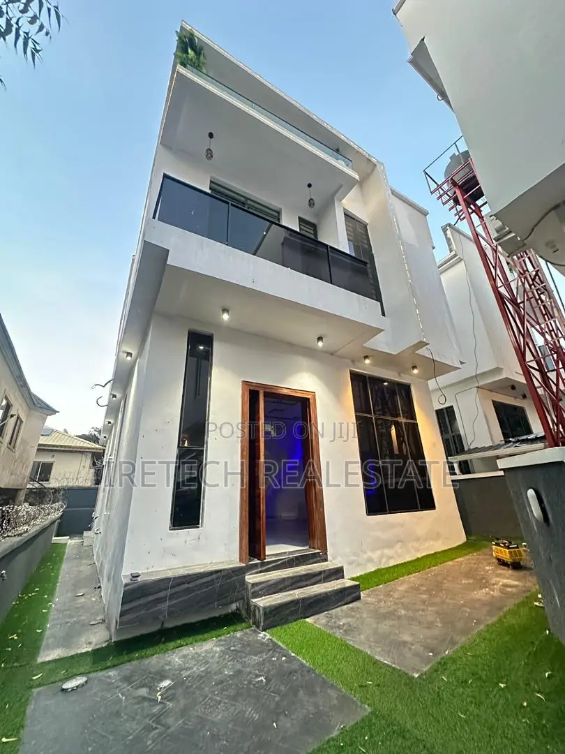 4bdrm Duplex in Ajah In A Gated, Olokonla for sale in Olokonla