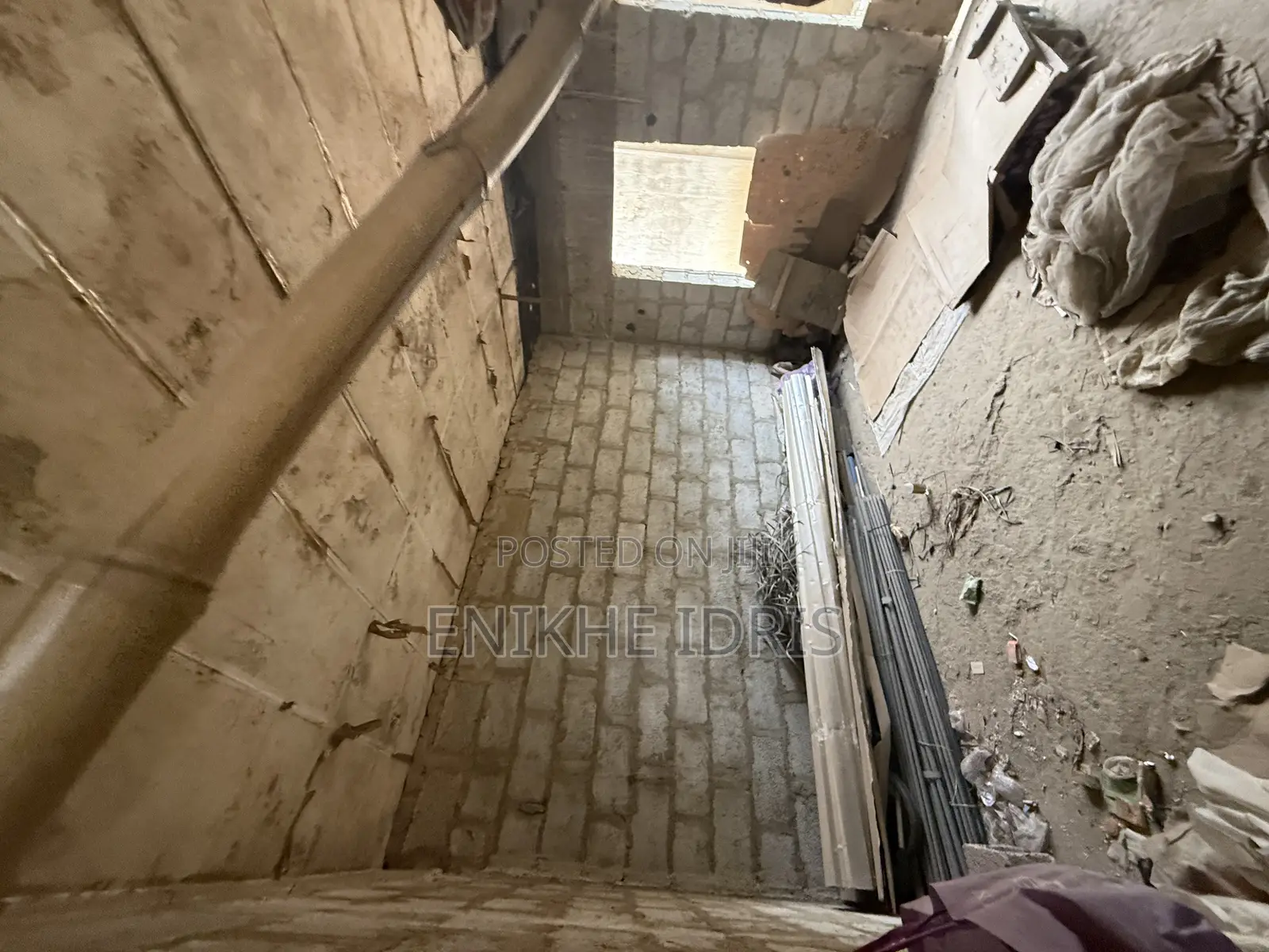 5bdrm Duplex in Brave Estate, Sabon Lugbe for sale in Sabon Lugbe