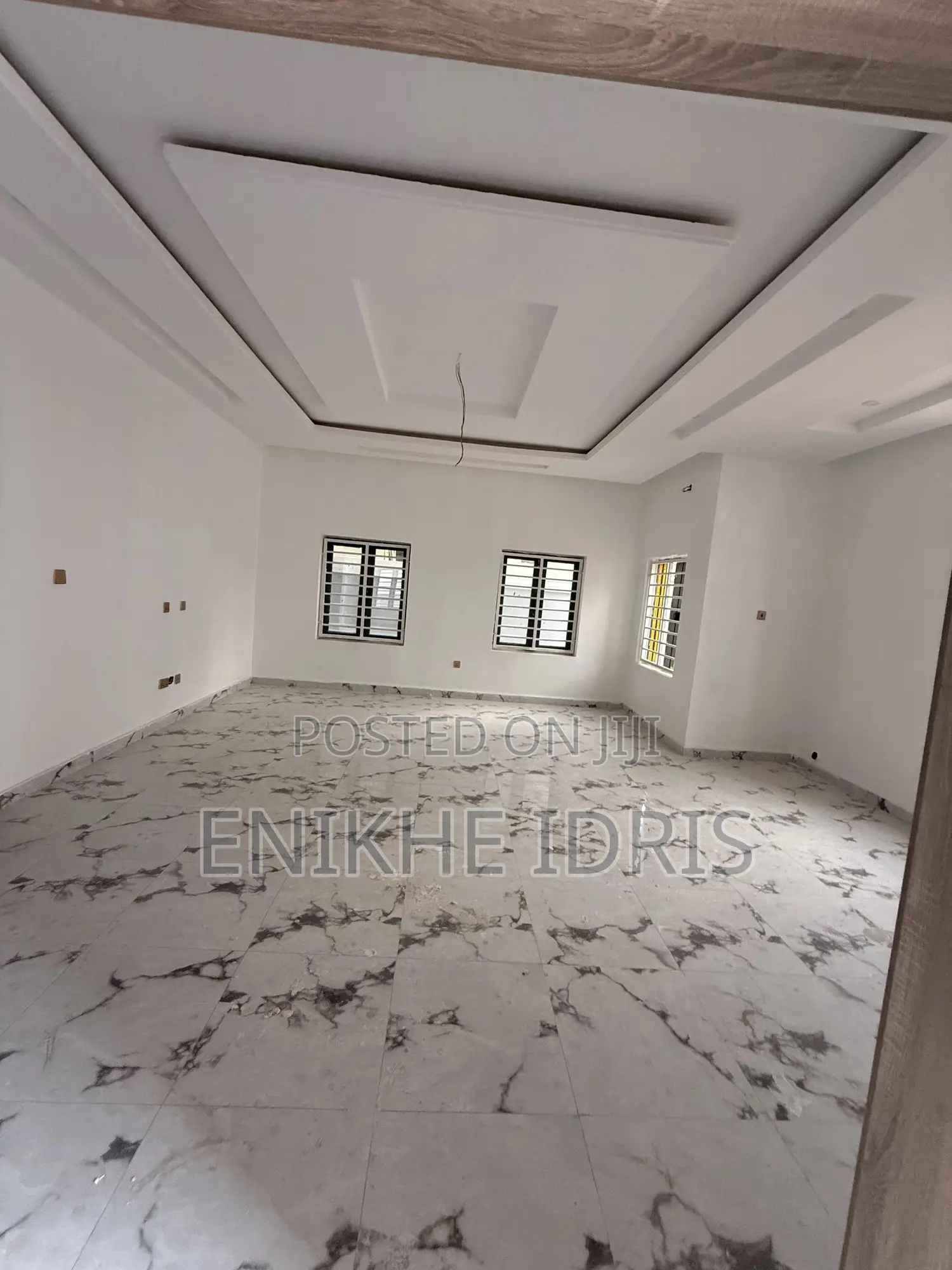 5bdrm Duplex in Vine, Sabon Lugbe for sale in Sabon Lugbe