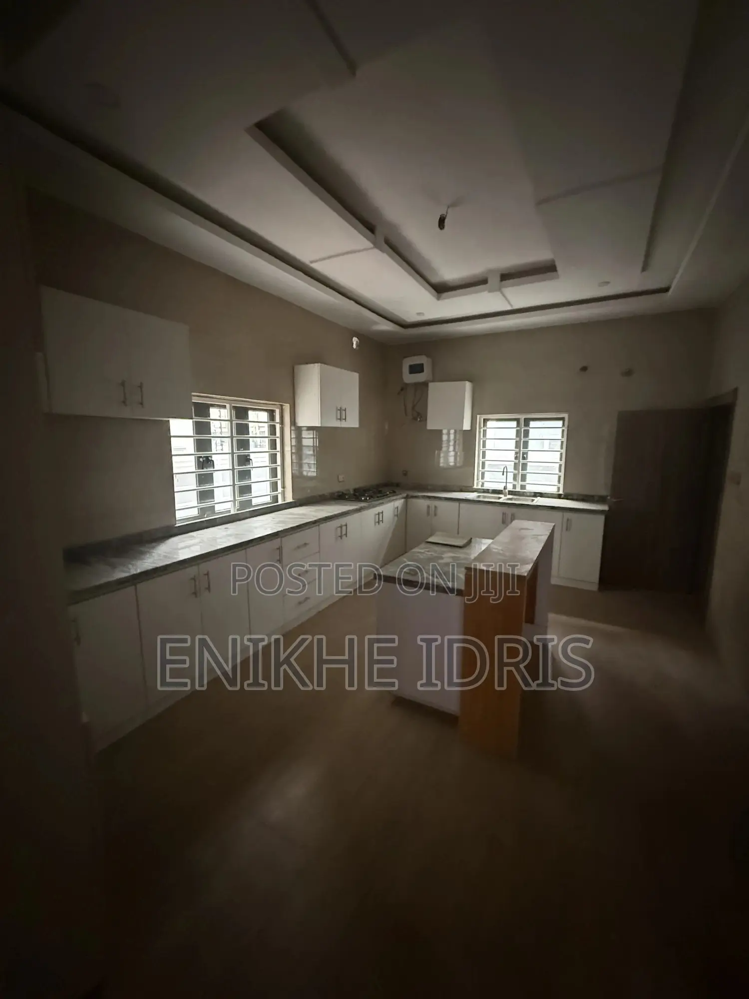 5bdrm Duplex in Vine, Sabon Lugbe for sale in Sabon Lugbe