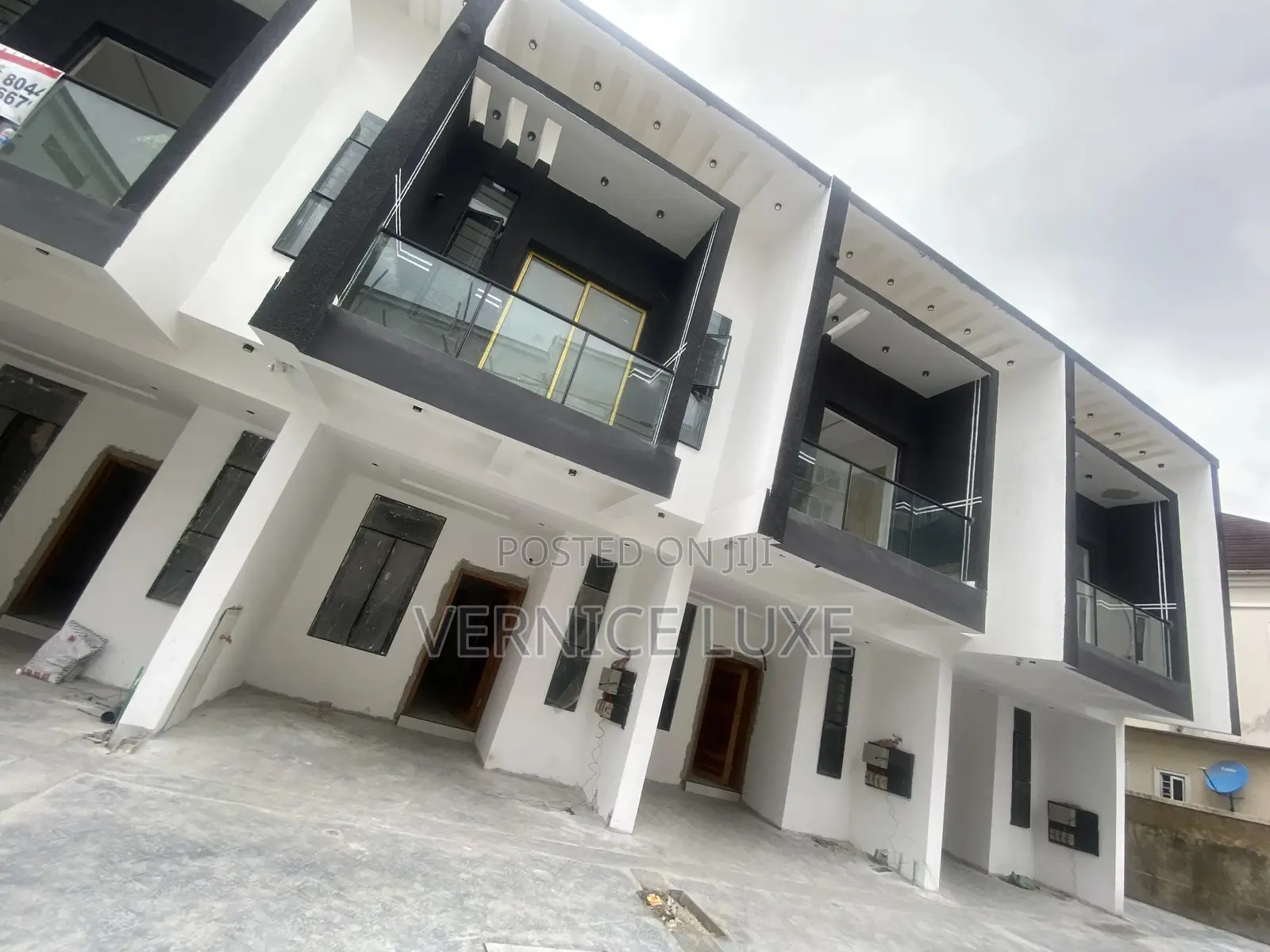 3bdrm Townhouse/Terrace in Chevron for sale in Chevron