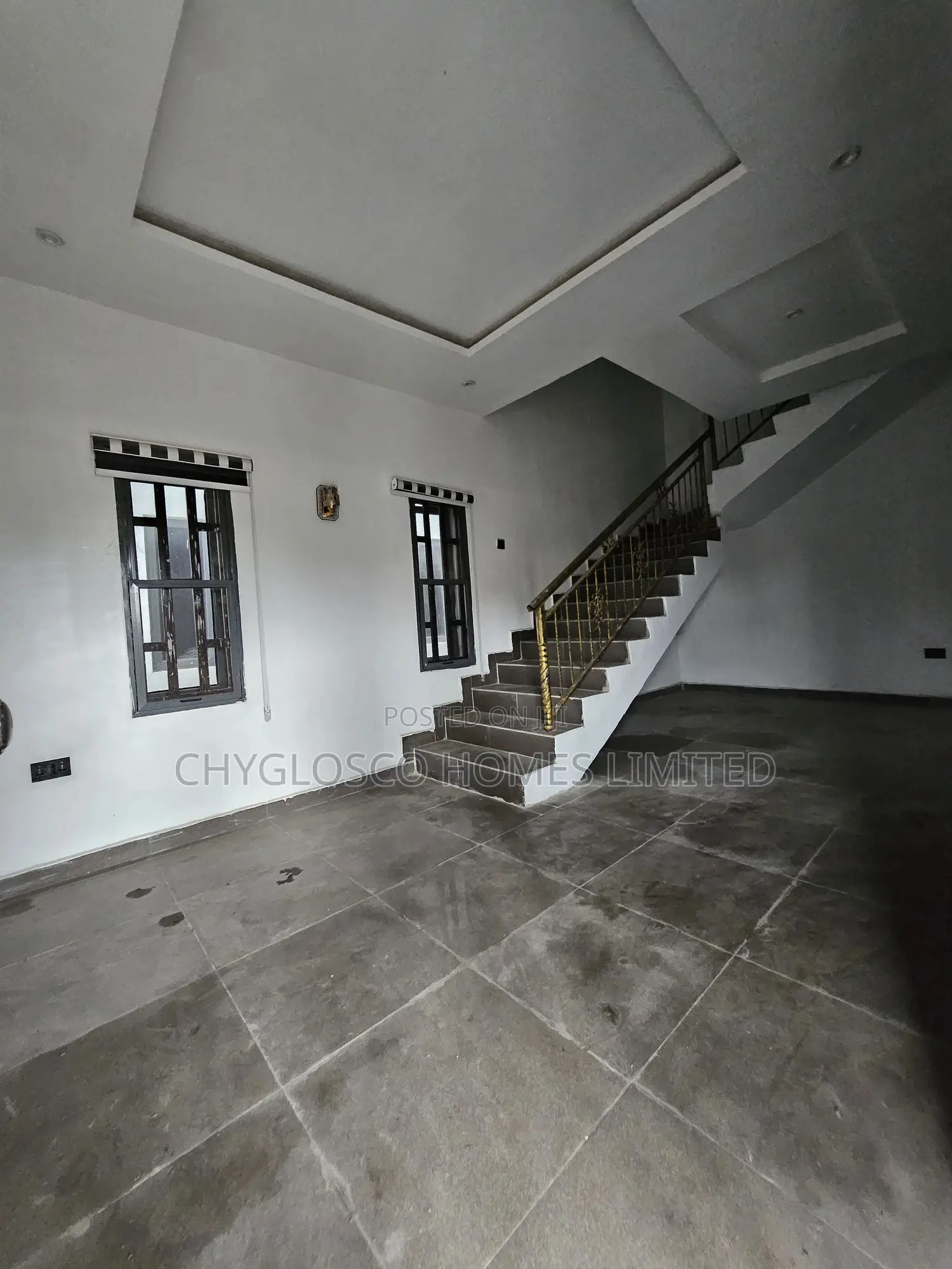 4bdrm Duplex in Eliozu for sale in Eliozu