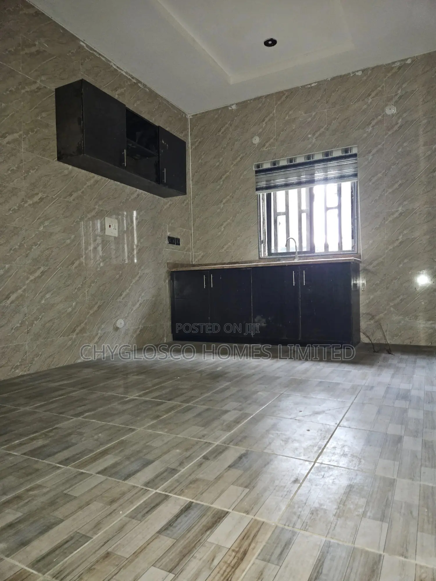 4bdrm Duplex in Eliozu for sale in Eliozu