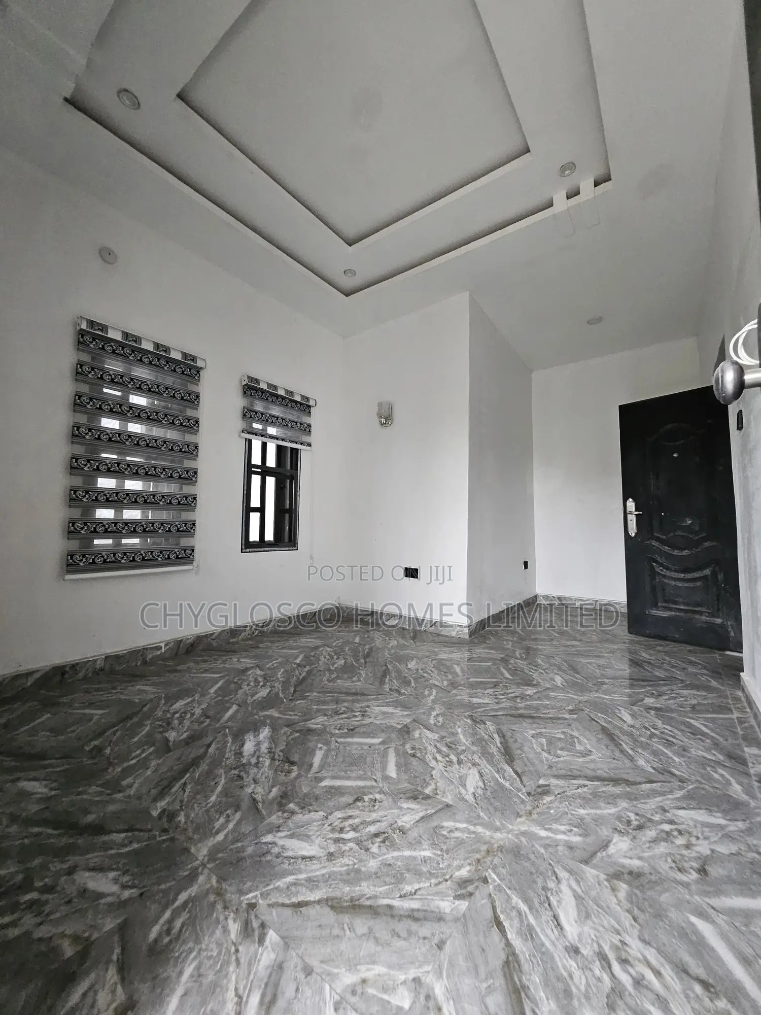 4bdrm Duplex in Eliozu for sale in Eliozu