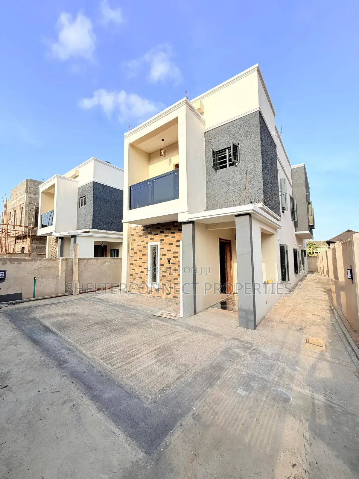4bdrm Duplex in Fagba for sale in Fagba