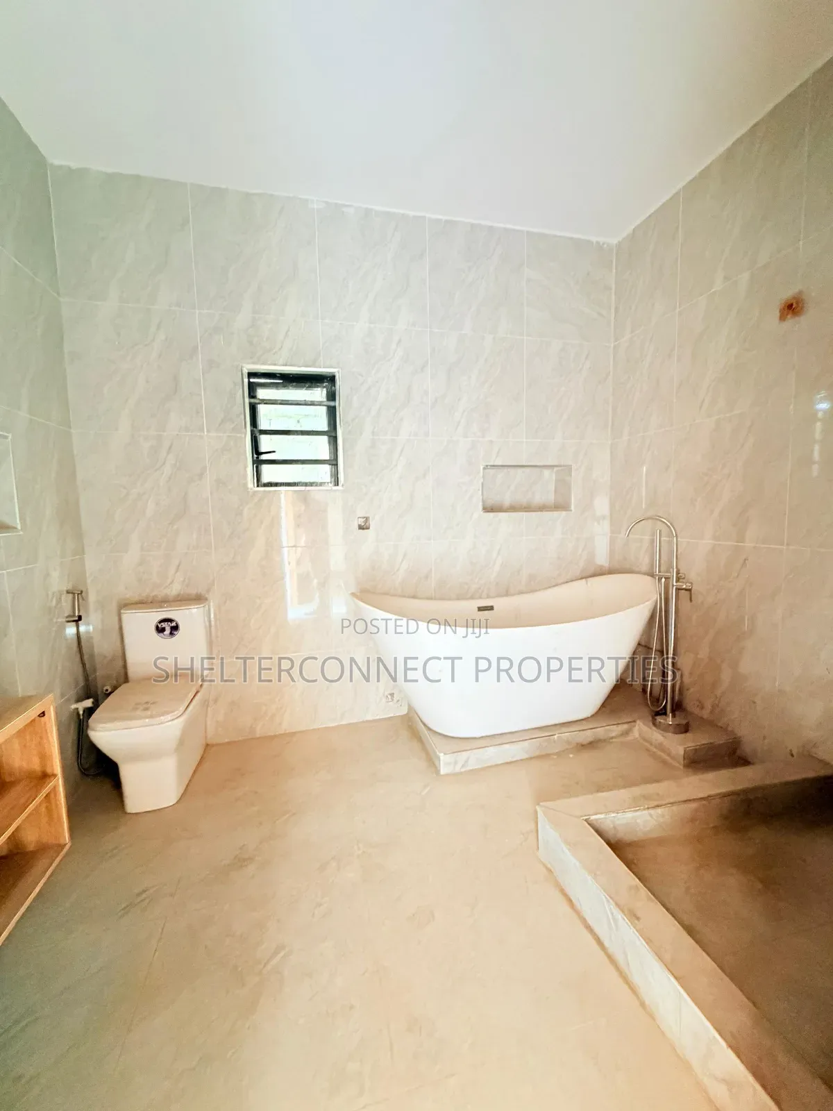 4bdrm Duplex in Fagba for sale in Fagba