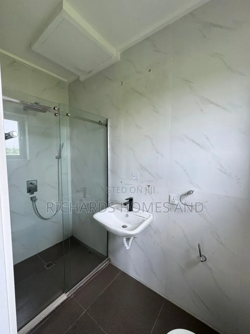 5bdrm Duplex in Banana Island Ikoyi for rent in Banana Island