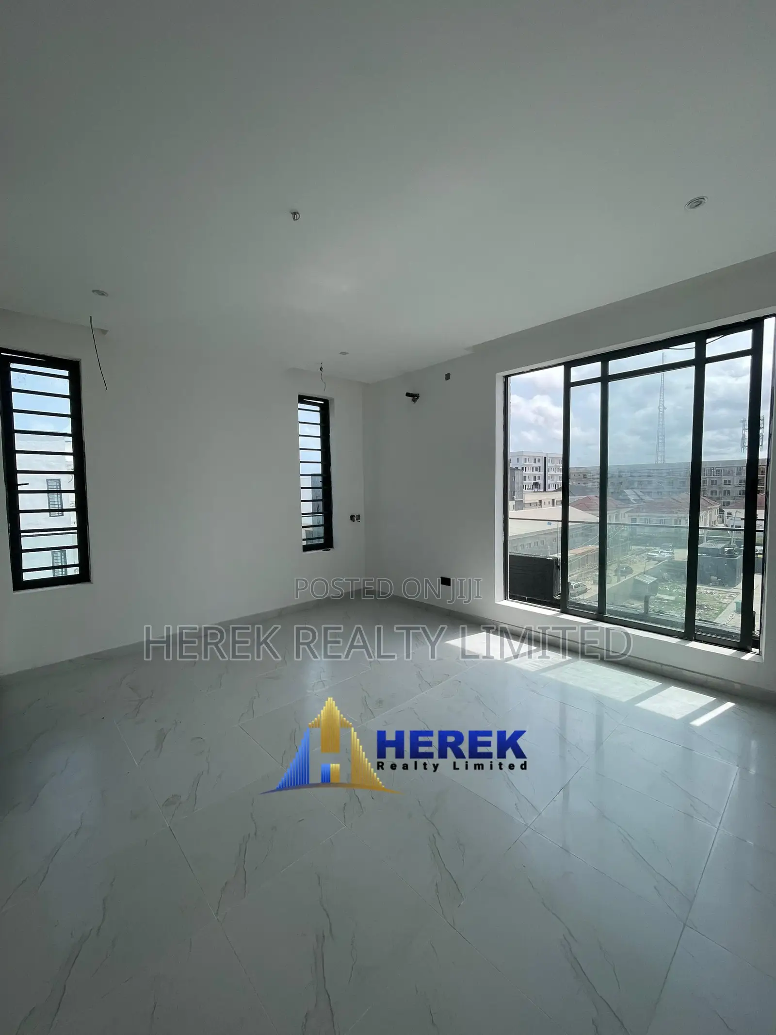 2bdrm Apartment in Lemoriah Residence, Ikate-Elegushi for sale in Ikate-Elegushi